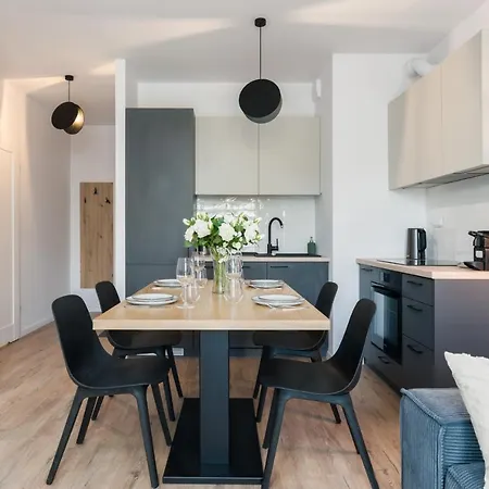 Bukowska 18 With Balcony Mtp By Renters * Poznan