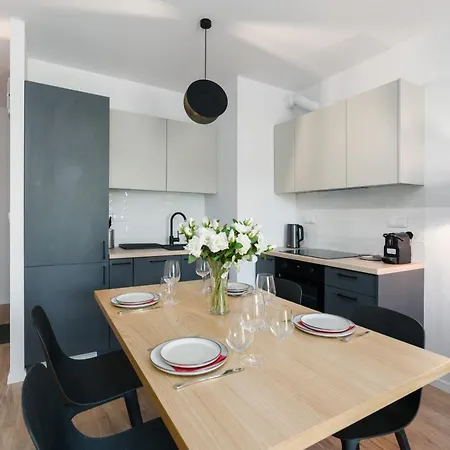 Apartment Bukowska 18 With Balcony Mtp By Renters *