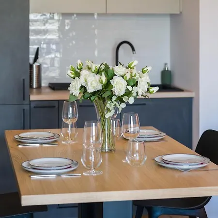 Apartment Bukowska 18 With Balcony Mtp By Renters Poznan