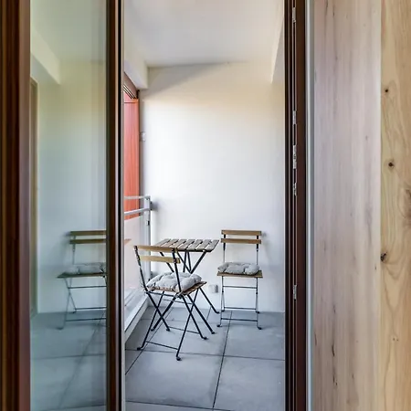 Apartment Bukowska 18 With Balcony Mtp By Renters